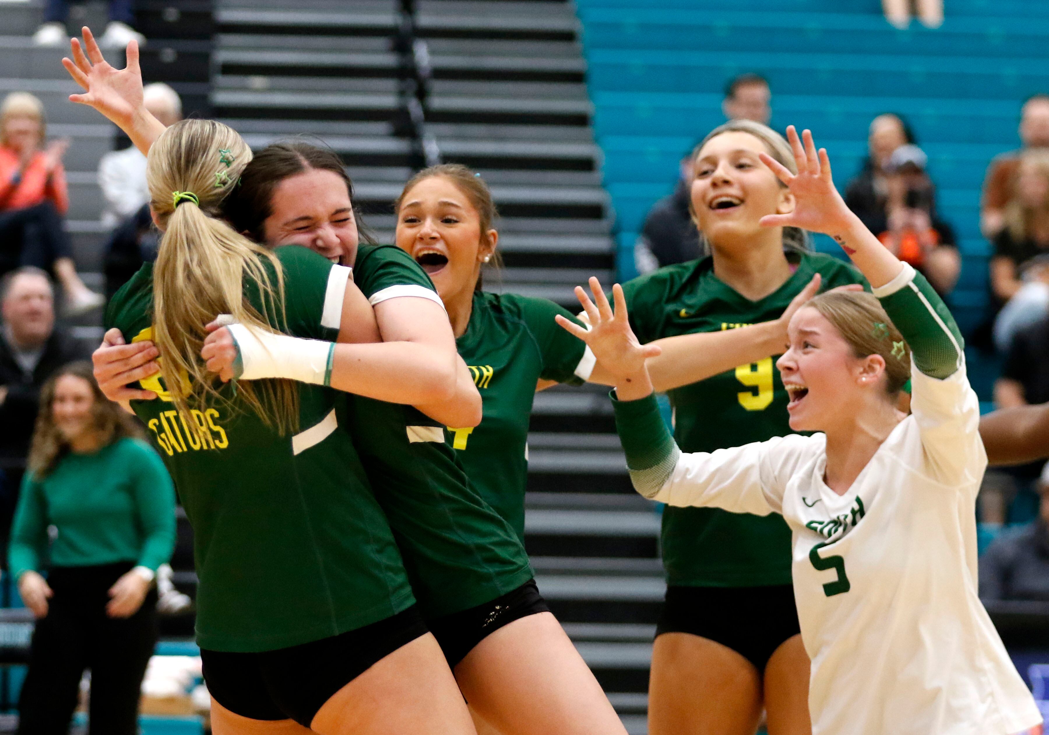 Crystal Lake South beats Crystal Lake Central a third time, captures regional title — Orland Park Sports news
